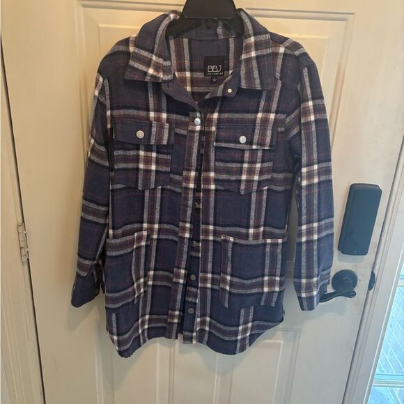 BBJ Los Angeles Plaid Button-Up Women's Shacket - Picture 4 of 4
